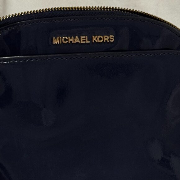 Michael Kors Medium Emmy Crossbody Midnight Blue Patent Finish Gold Hardware - Picture 2 of 14